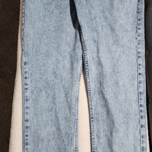 Zara jeans 31 waist available - Picture 3 of 3